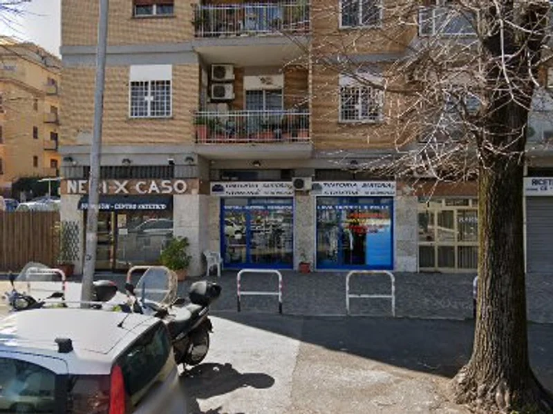 Neri per caso