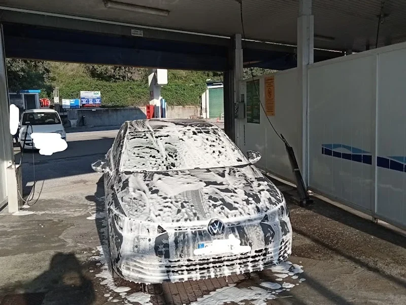 Autolavaggio self Genova Lavaggi snc