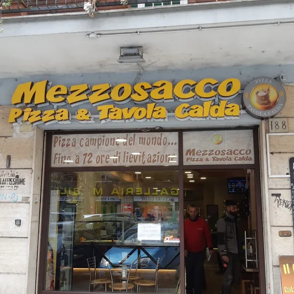 Mezzosacco pizza e tavola calda