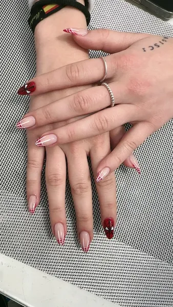 Lisa Nails