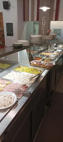 Brio Caffè, schiacciate toscane, lampredotto,piadine e ristorante Self-Service