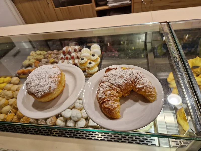 Antica Pasticceria Piazza Isolo