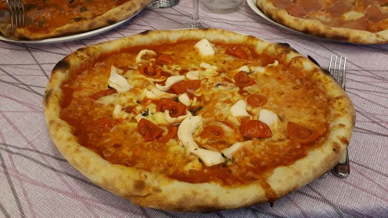 Pizzeria Luna Nuova