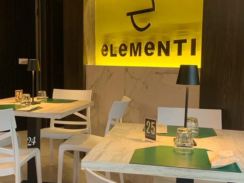 Elementi di Mimmo Papa