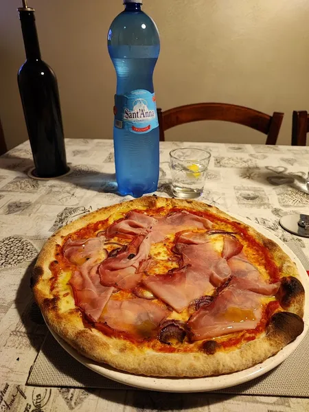 Umby Pizza - San Giacomo