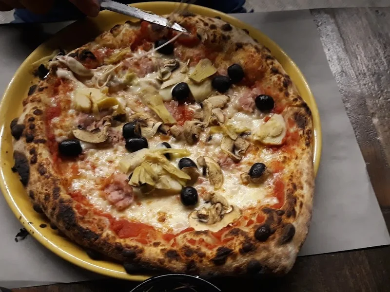 Tatum Hosteria - Pizzeria - Farinata