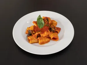 rigatoni alla carbonara a Caserta