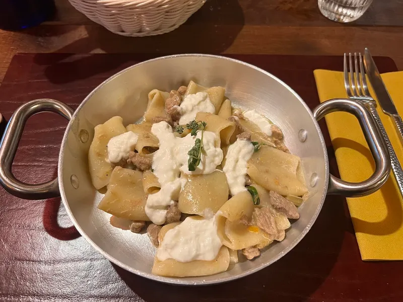 La Pasta Taverna