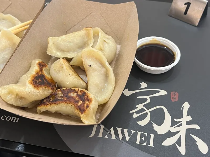 Ravioleria Jiawei