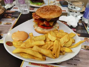 hamburger a Taranto