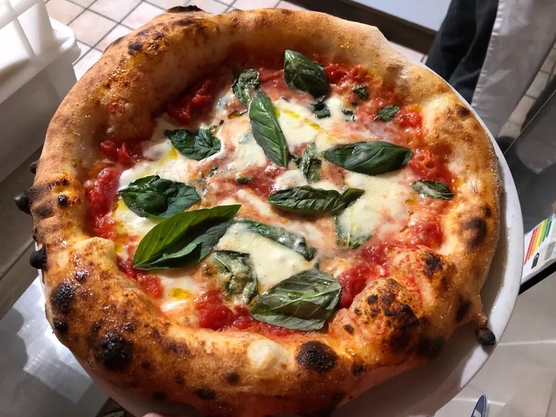 Pizzeria I Partenopei Brescia
