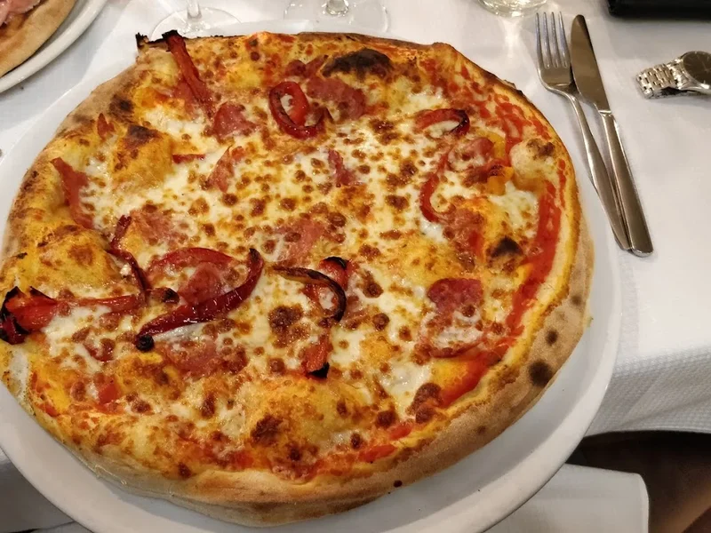 BELLA NAPOLI