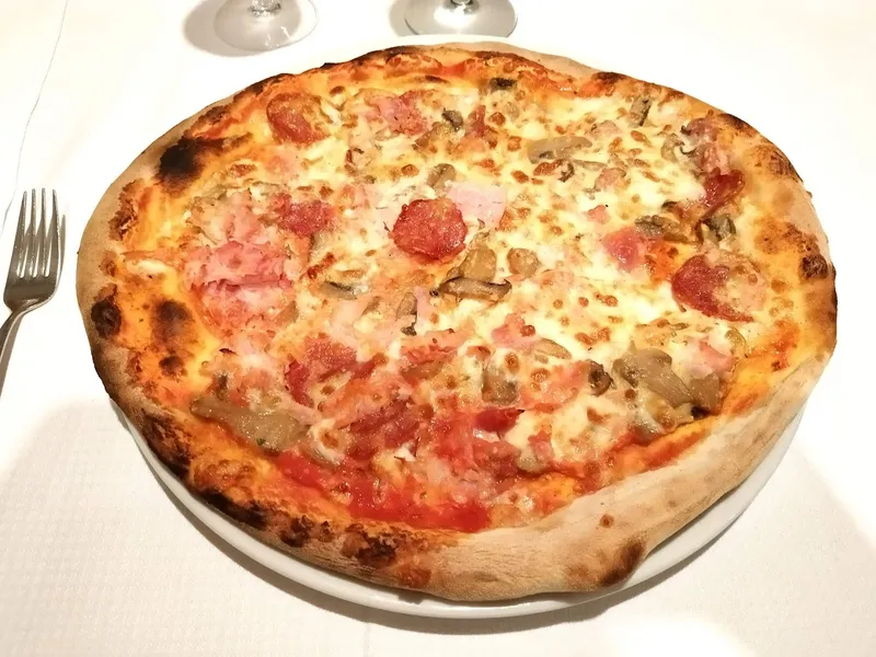 BELLA NAPOLI