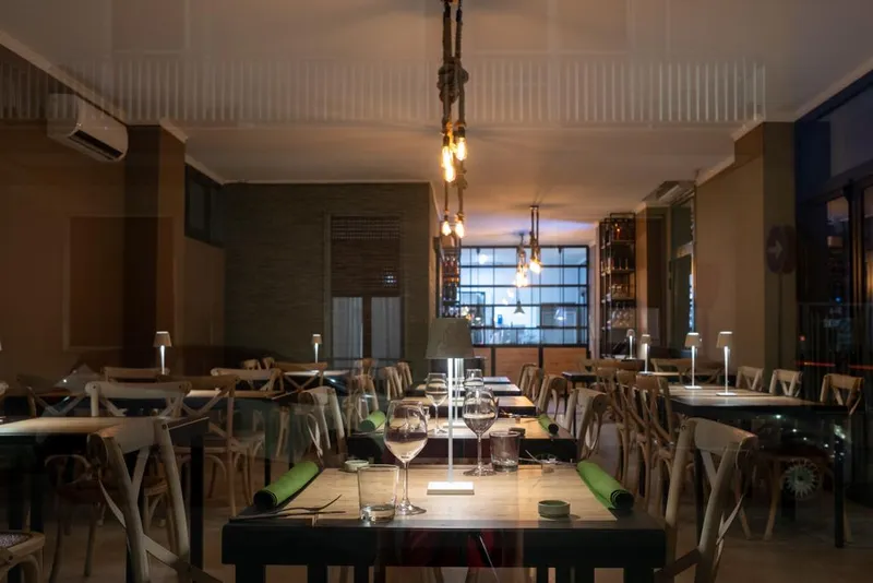 Varius Osteria Moderna