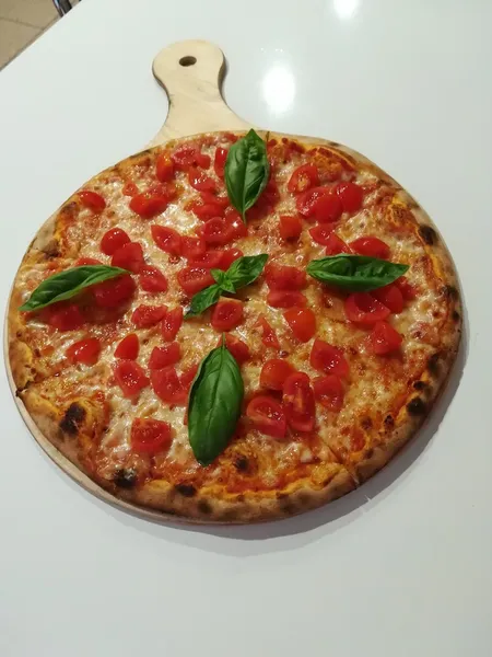 Pizzeria Edy di Hasani Rajmonda
