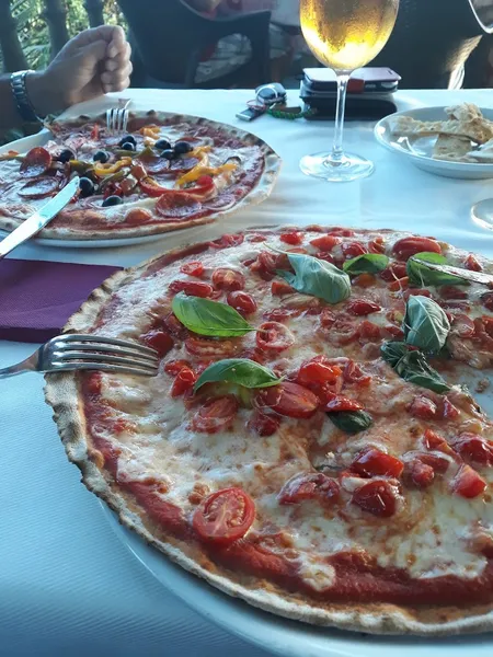 Ristorante Pizzeria La Pineta e Locanda al Panorama