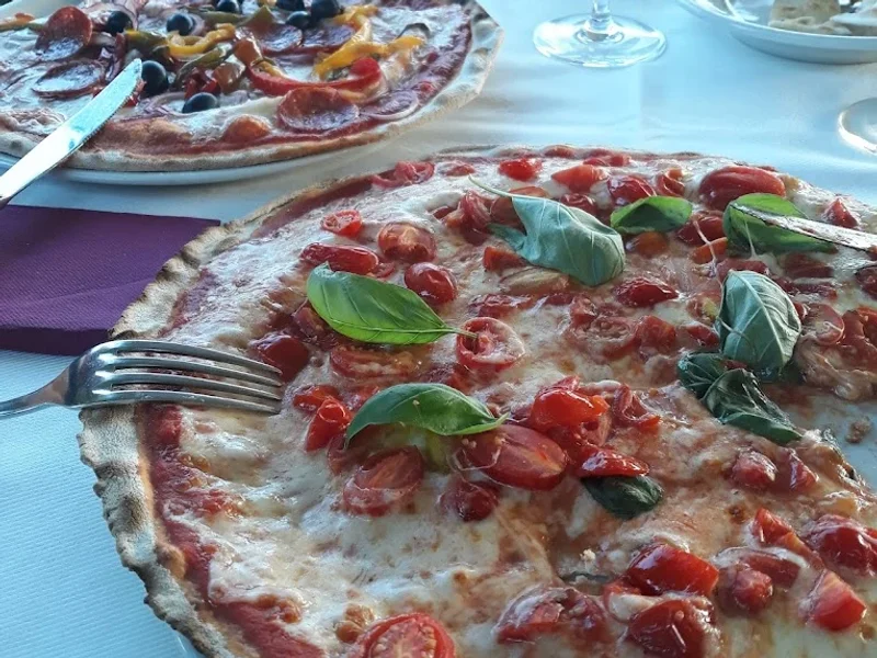 Ristorante Pizzeria La Pineta e Locanda al Panorama