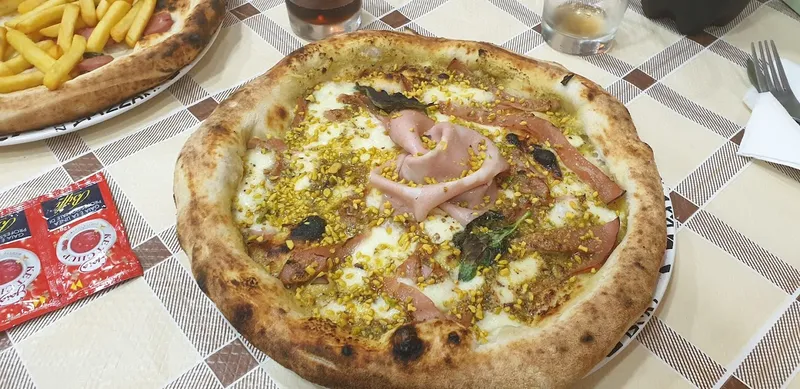 Pizzeria Miseria e Nobiltà