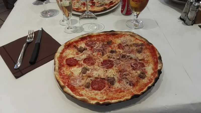 Ristorante Pizzeria Rodolfo di Bellini Lara