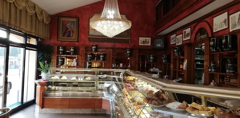 Pasticceria Bar Campani Di Zini & Debbia Snc