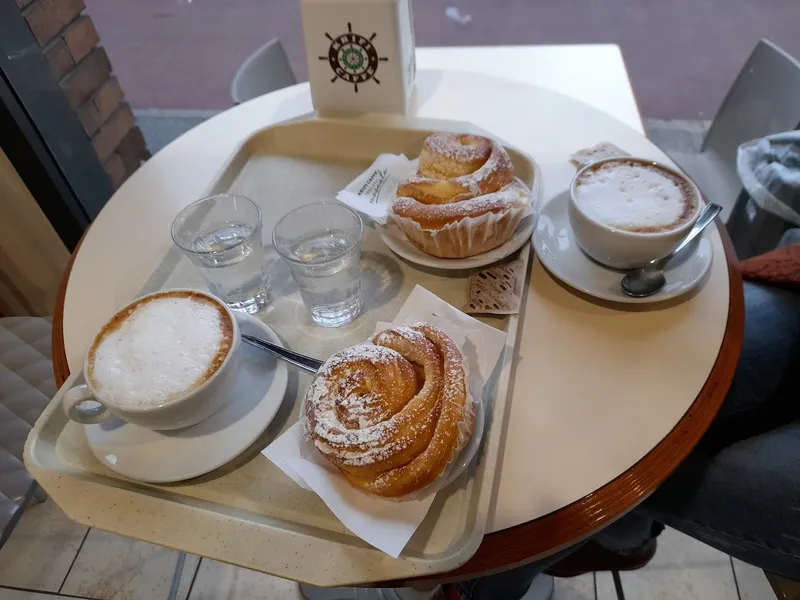 Bar Pasticceria Tavola Calda La Bussola