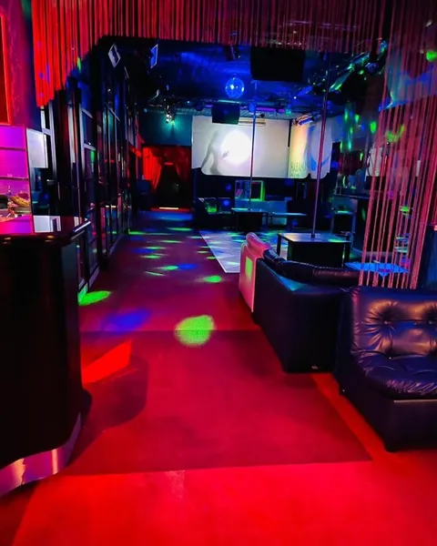 Habana night club