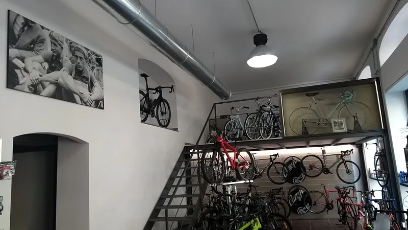 BIKEyourselfmilano - Top Italian Bike