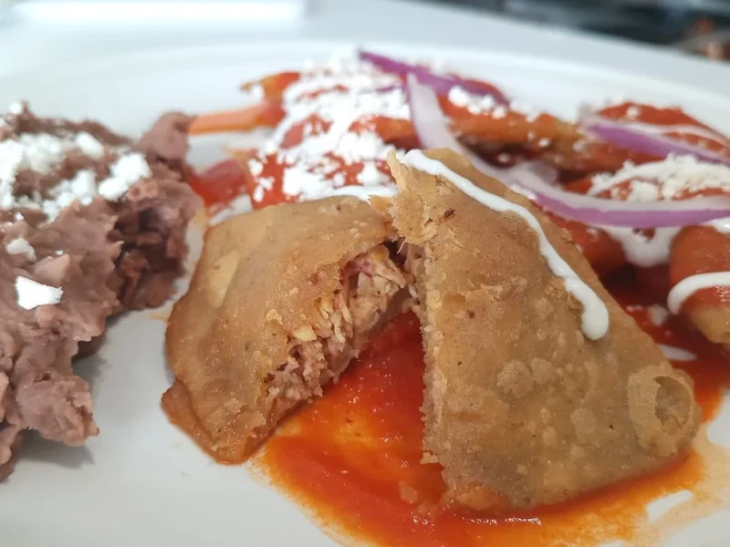 La Mesa del Jardín (Chilaquiles, Rellenitos, Desayunos y Comidas)