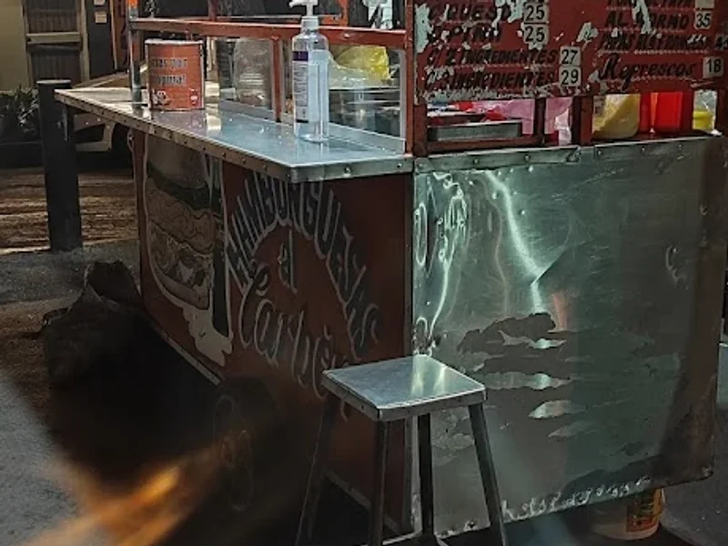 Hamburguesas Al Carbón LA MORENA