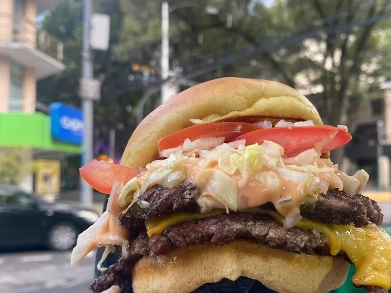 La Sociedad Mexicana de Hamburguesas