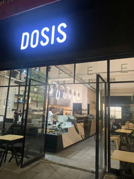Dosis Cafe