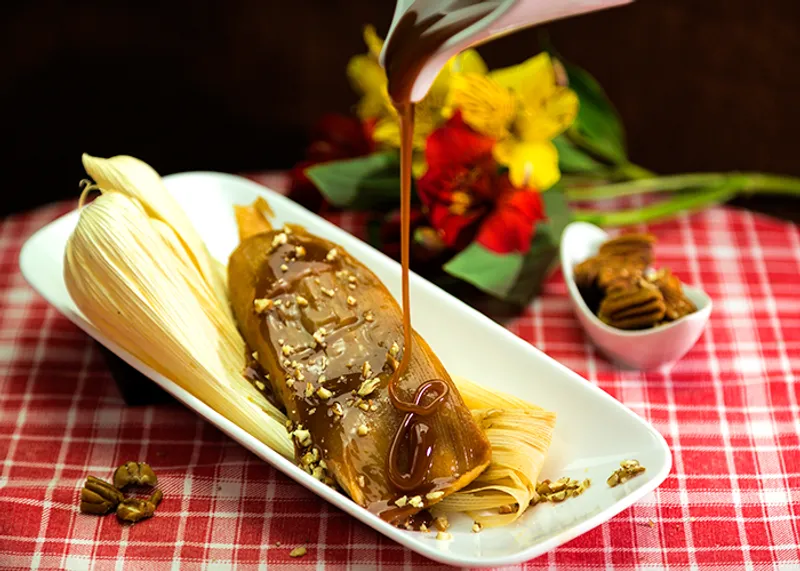 Tamales Flor de Lis