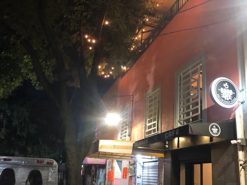 BAGO CAFÉ (Pet Friendly Style)