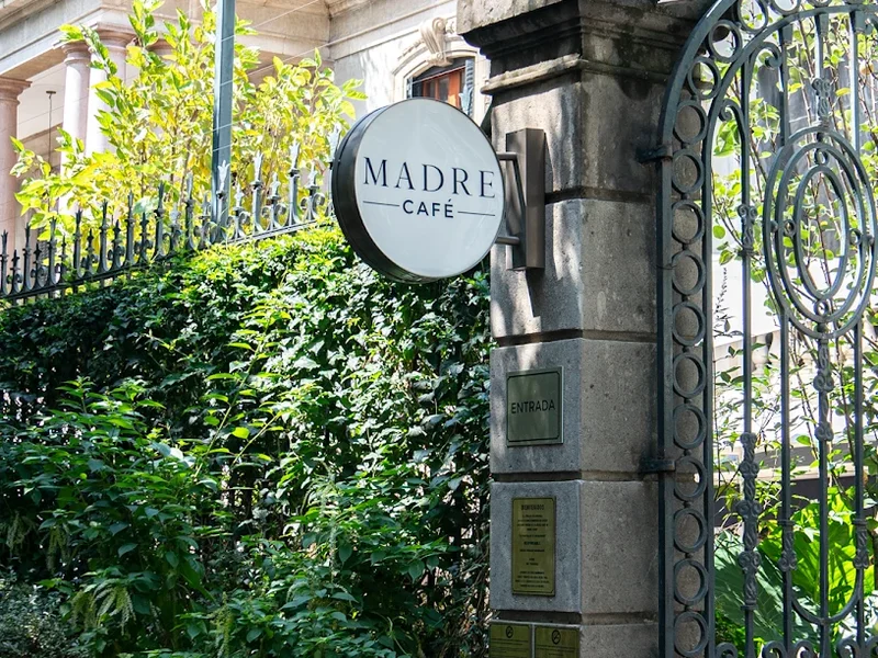 Madre Café