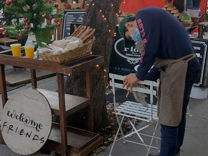 Tortas Chilaquiles esquina Condesa Escandón