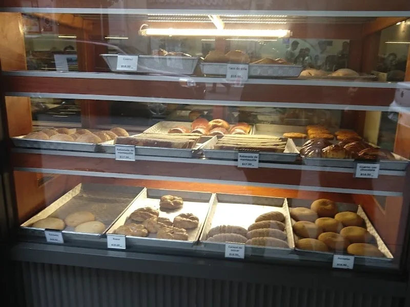 Los Bisquets Obregón