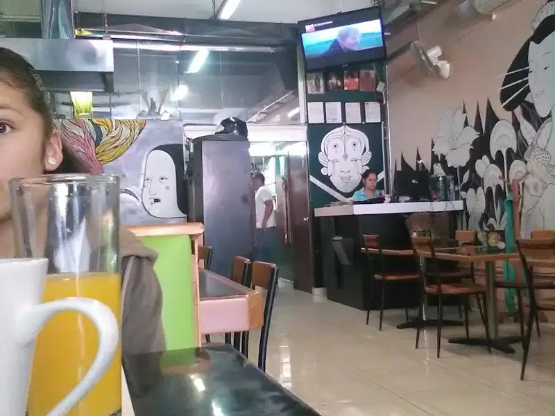 Hoshi-Roll • Sushi & Teppan