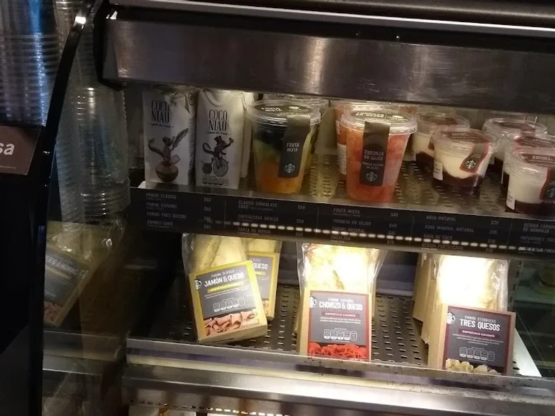 Starbucks Plaza Santa Teresa