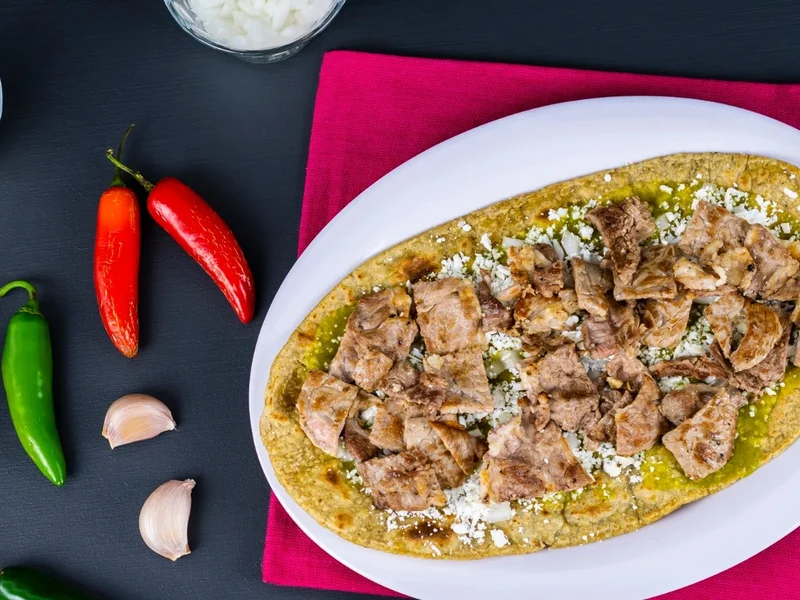 Los Maurilios Huaraches y Sopes