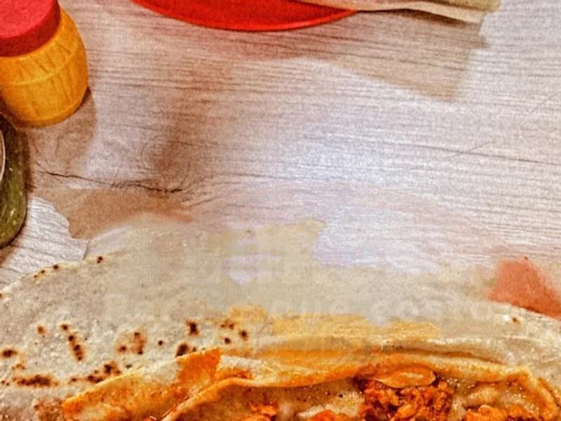 QUESADILLAS Y TACOS "EL PILON"