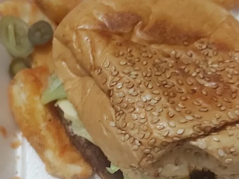 Burgers & Wings Polanco