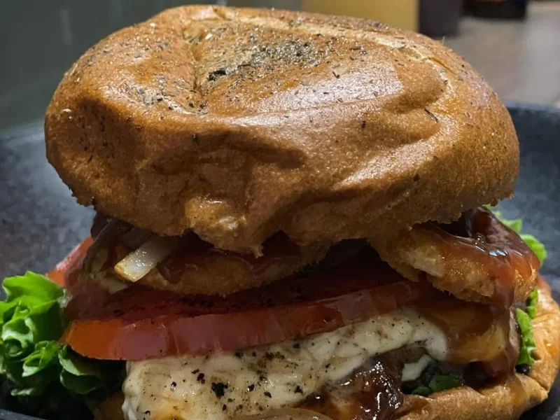 Iron Burger Wings