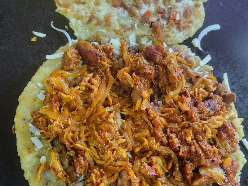 RICOS ANTOJITOS "EL ABUELO'