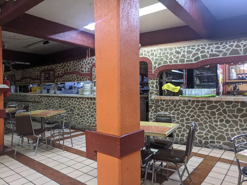 Restaurante Los Compadres Oficial