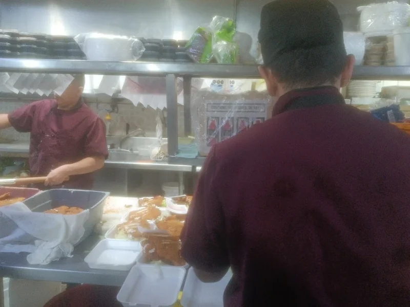 Comida oriental "KYURI"(Tory + sushi)