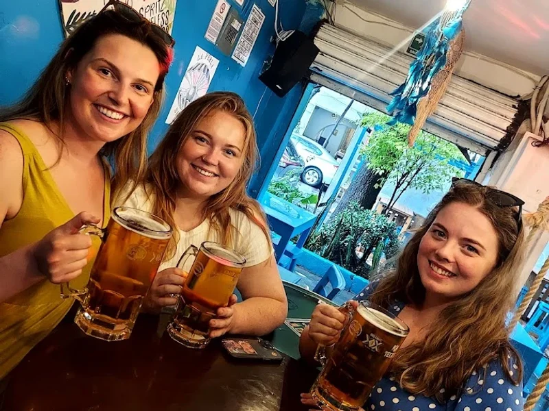 Tulumichelas micheladas, tragos y snaks