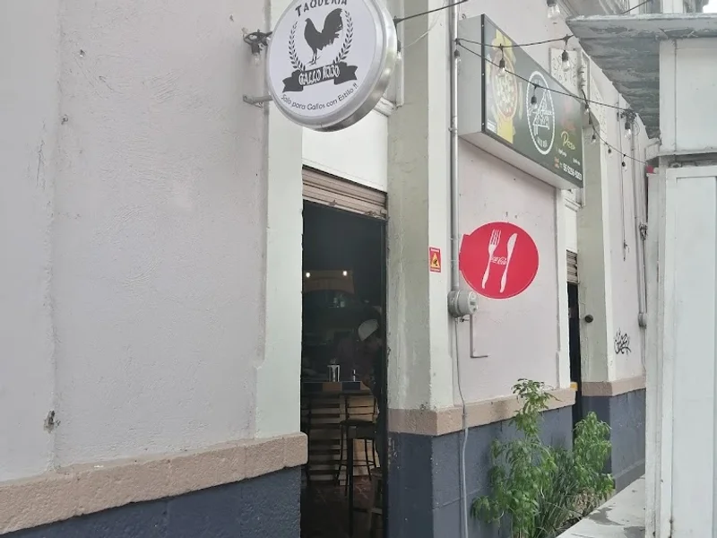 Taquería Gallo Rojo