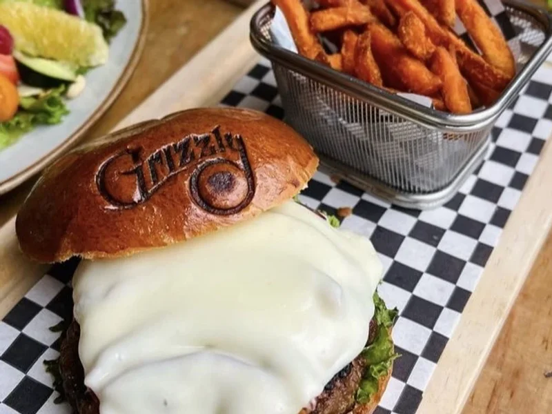 Grizzly Burger & Beer
