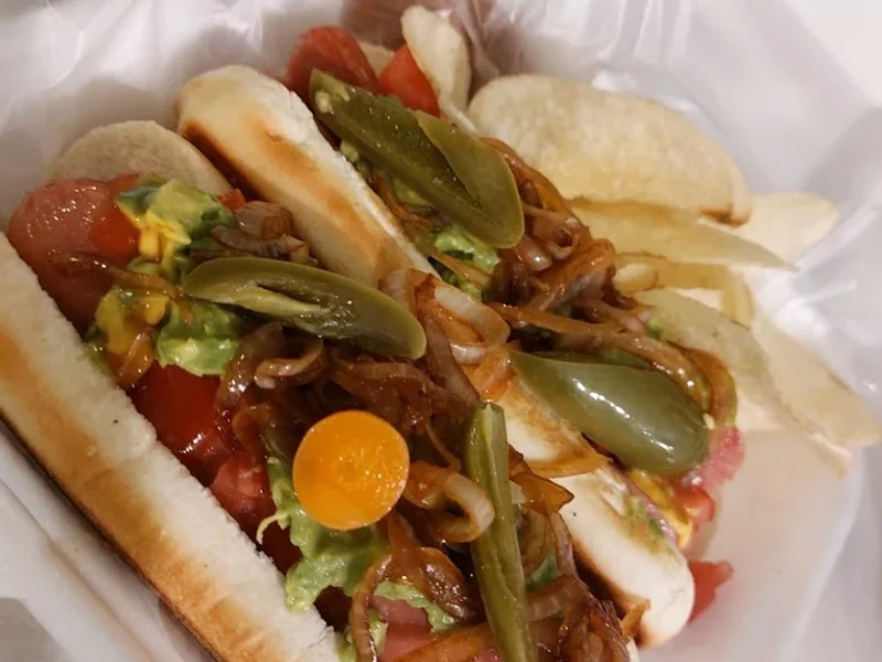 MICHELADAS Y HOTDOGS CIPRÉS