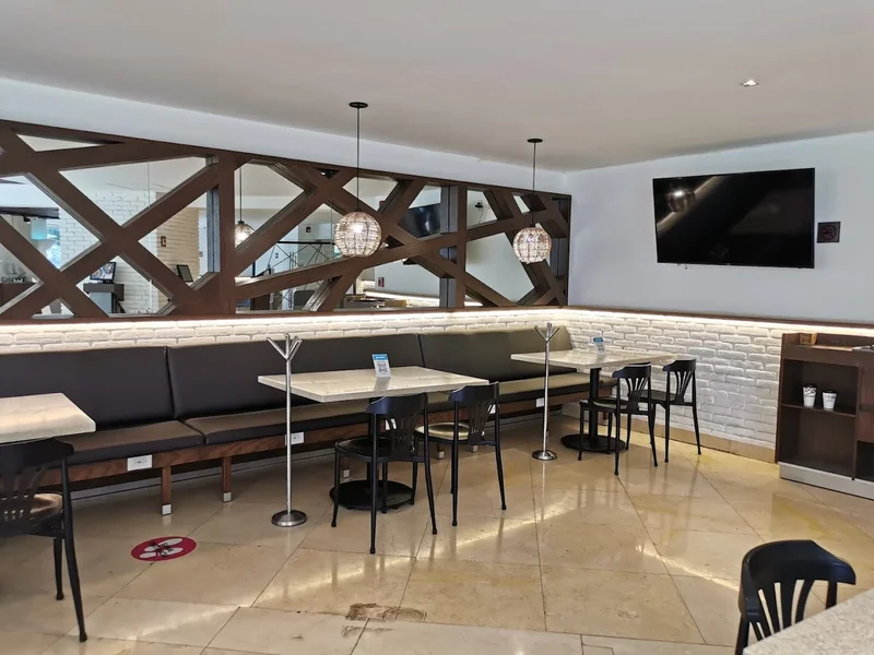 Restaurante Garabatos Nápoles